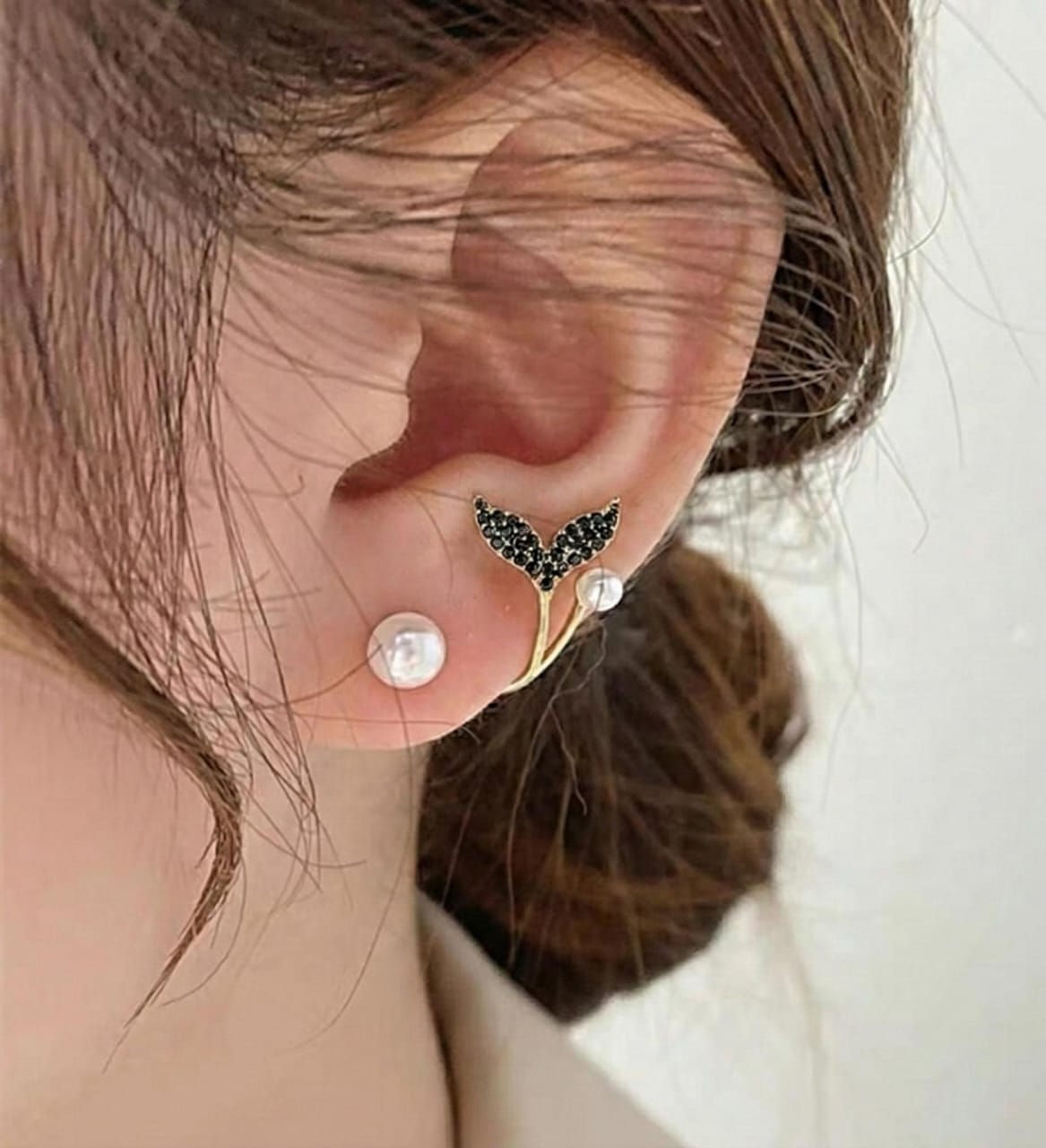 Mermaid Tail Pearl Crawler Earrings