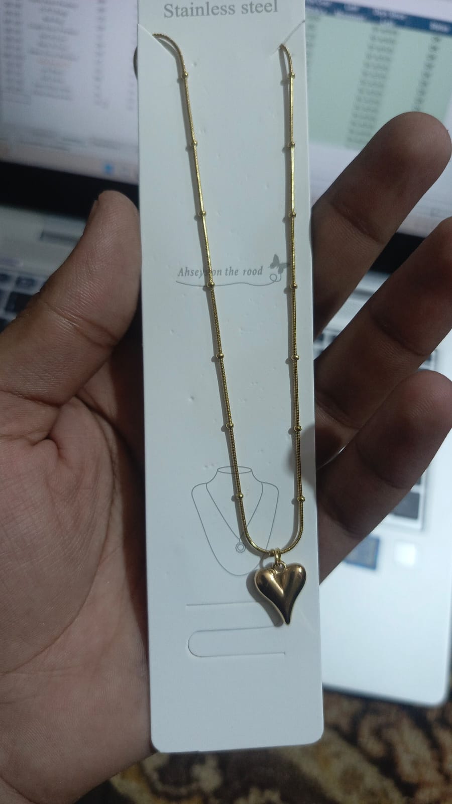 Elegant Golden Necklace